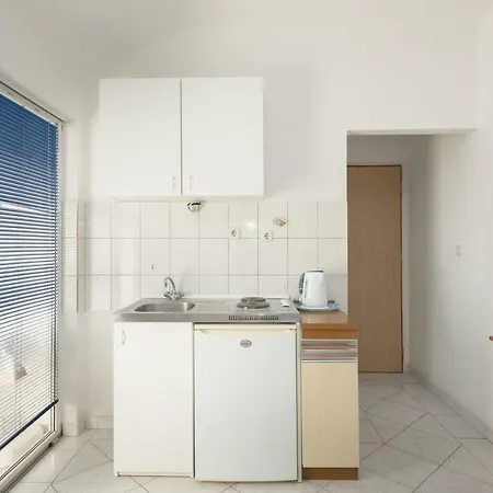 Jugo B5 Apartamento